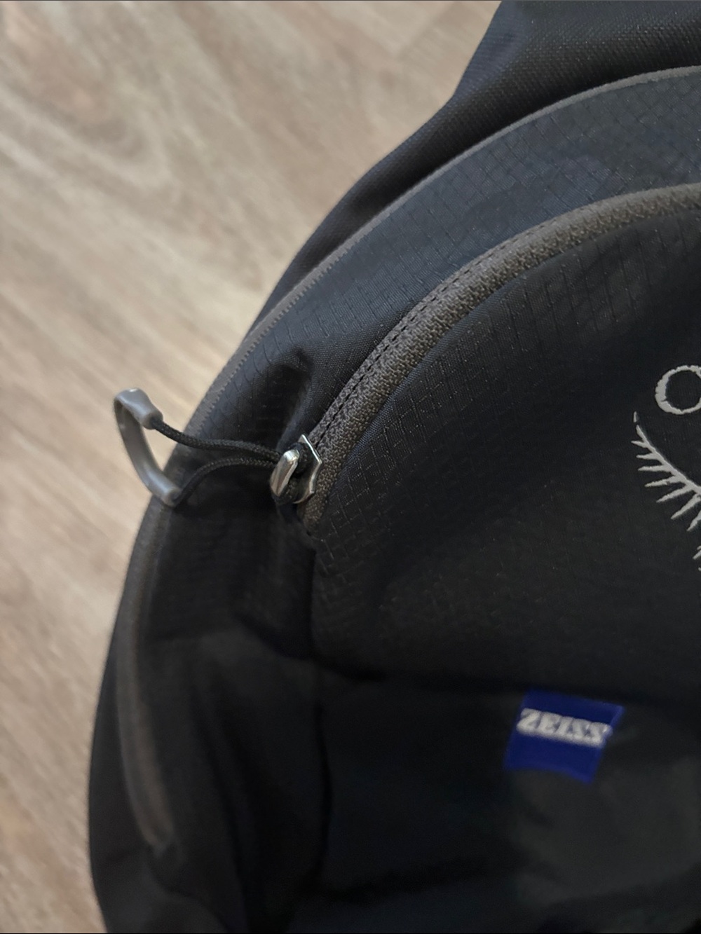 OSPREY Daylite Black Men’s Sling Belt Bag - Picture 9 of 12